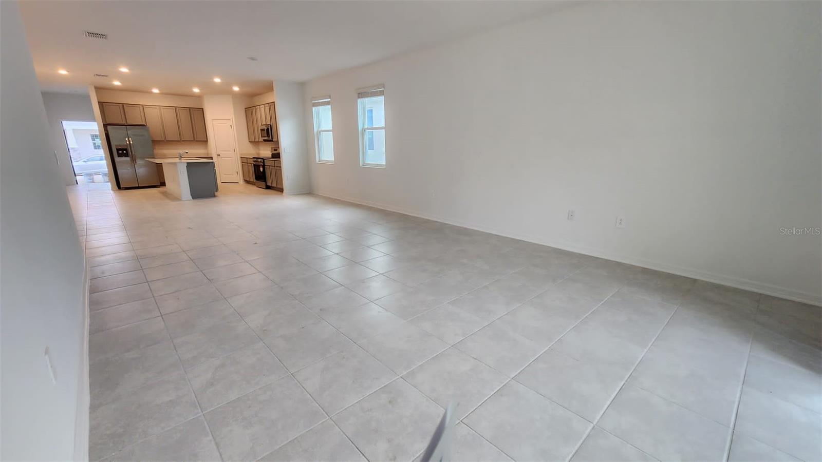 KNIGHTSBRIDGE PH 1 - Residential