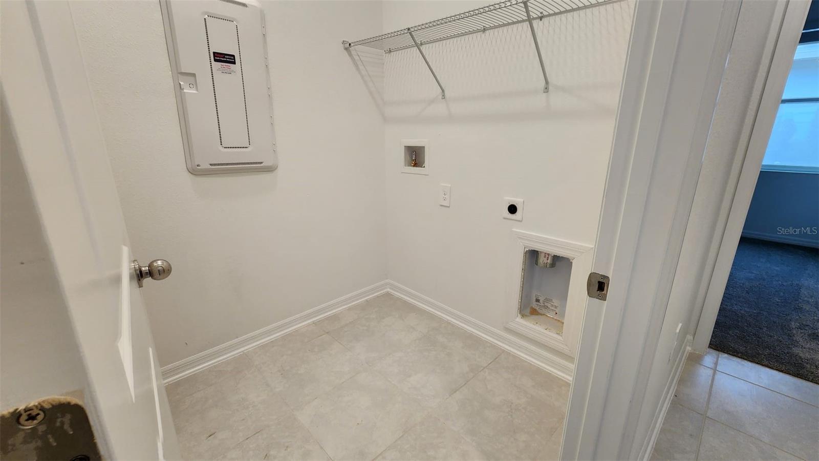 KNIGHTSBRIDGE PH 1 - Residential