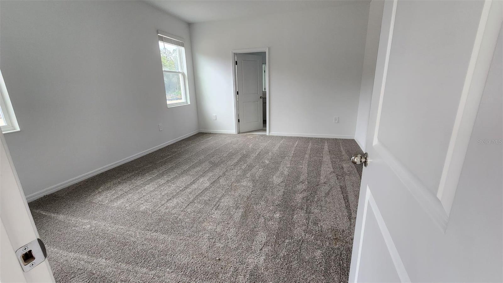 KNIGHTSBRIDGE PH 1 - Residential