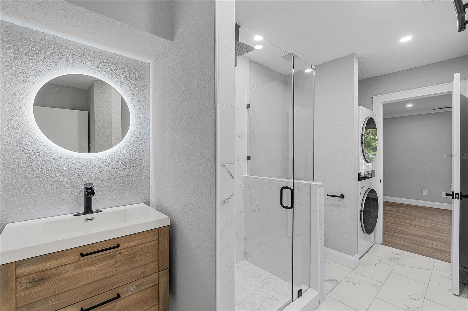 WINDERMERE TOWN - Residential Lease