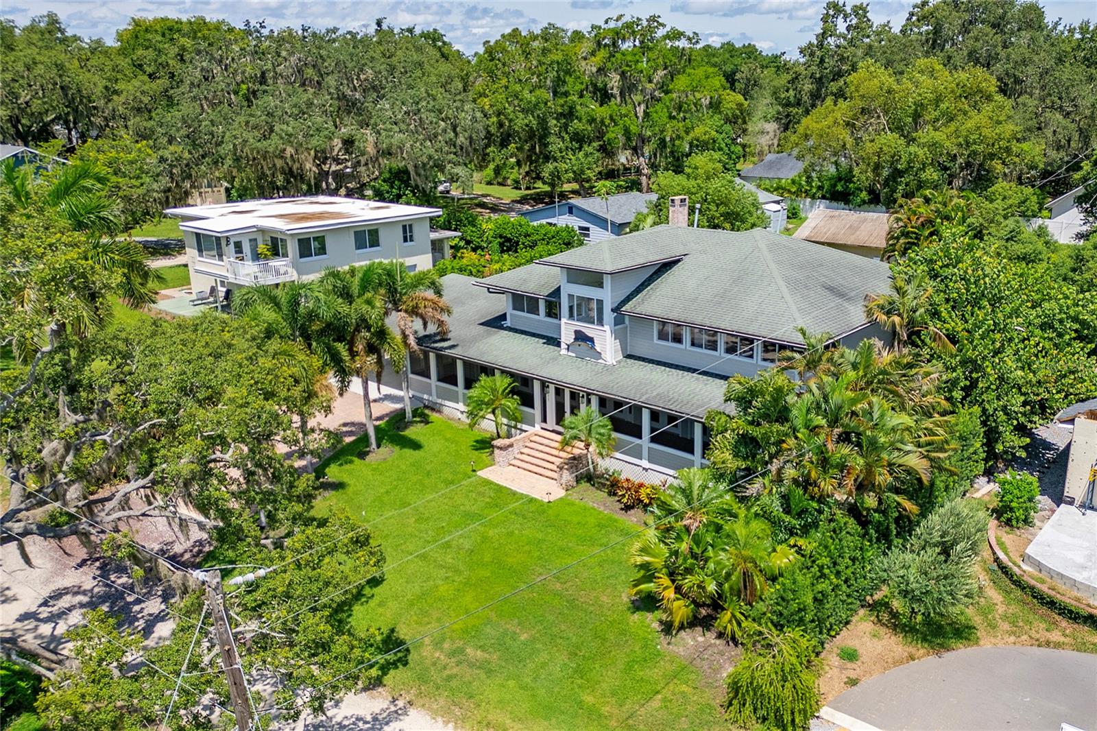 WINDERMERE TOWN - Residential Lease