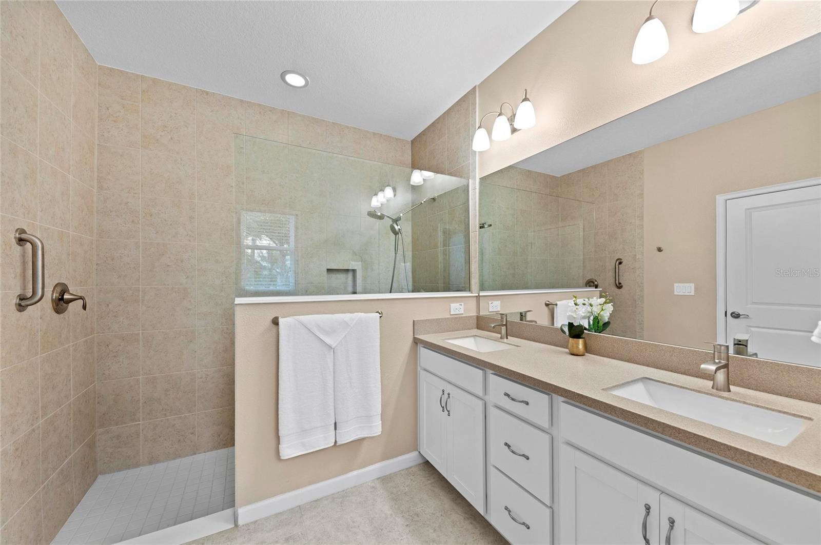 RENAISSANCE - Residential