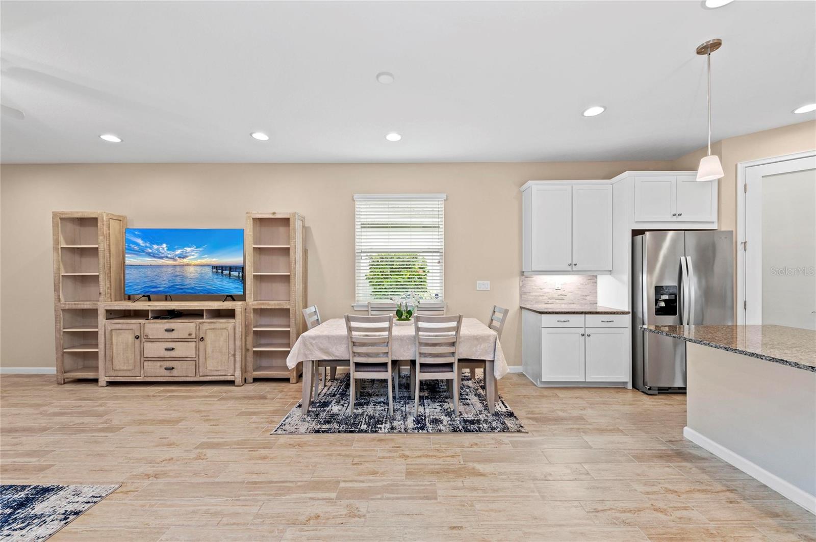 RENAISSANCE - Residential