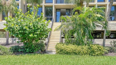 A home in LONGBOAT KEY