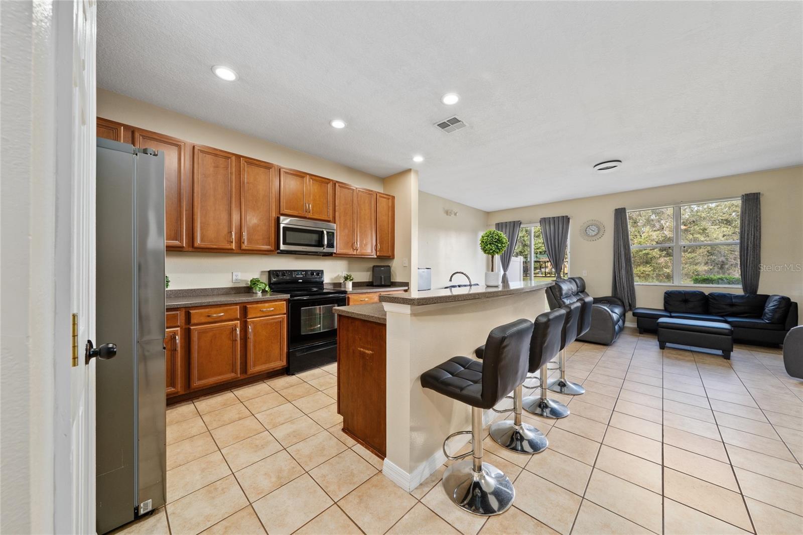 3008 SEAVIEW CASTLE DR
