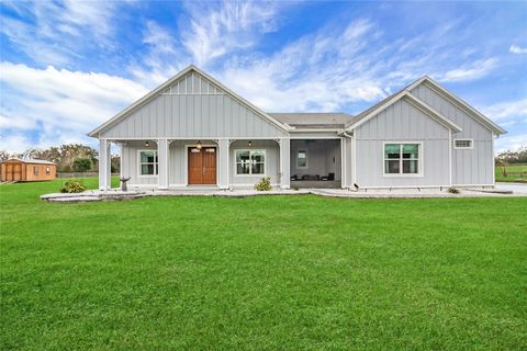 1679 E COUNTY ROAD 462 WILDWOOD FL 34785