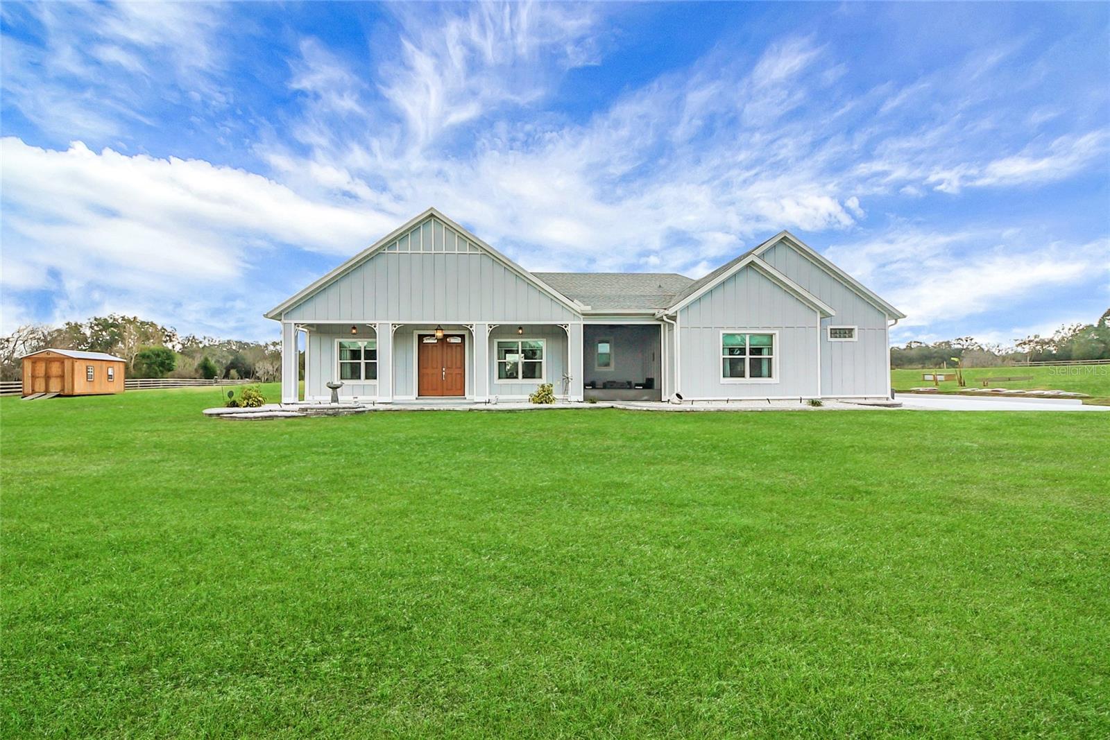 1679 E COUNTY ROAD 462