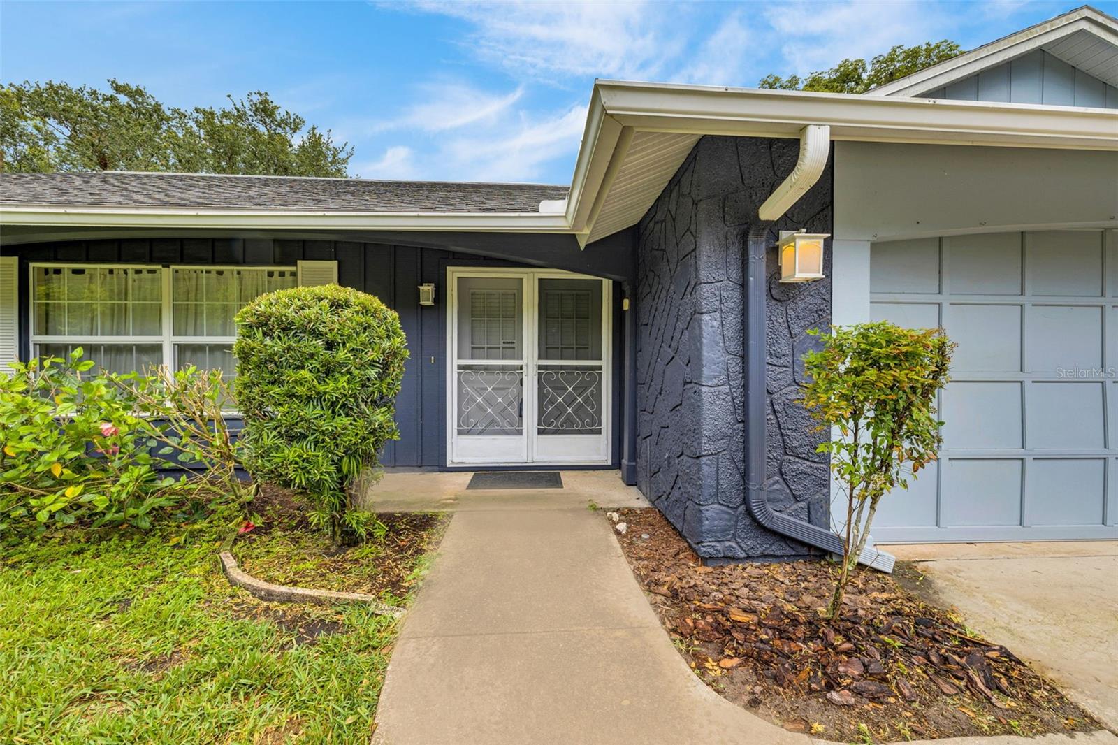7708 FAIRLAWN DRIVE