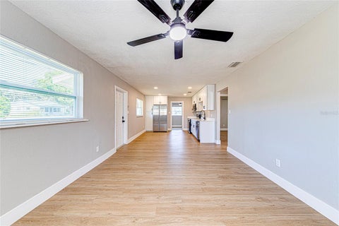 Tiny photo for 703 S Dixie Avenue, Fruitland Park, FL 34731 (MLS # O6437039)