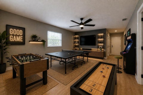 Tiny photo for 703 S Dixie Avenue, Fruitland Park, FL 34731 (MLS # O6437039)
