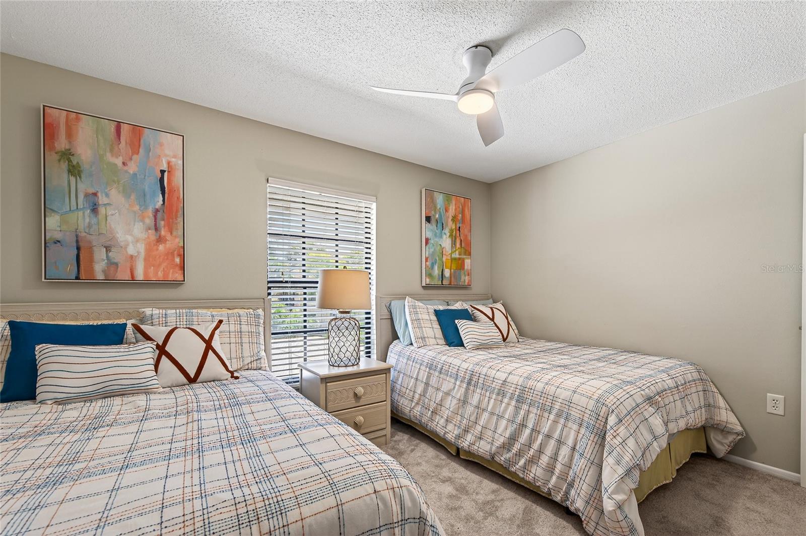 MISSION LAKES - Residential