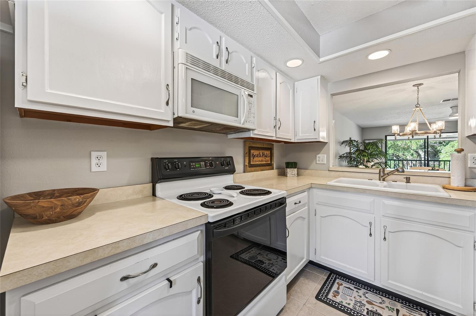 MISSION LAKES - Residential