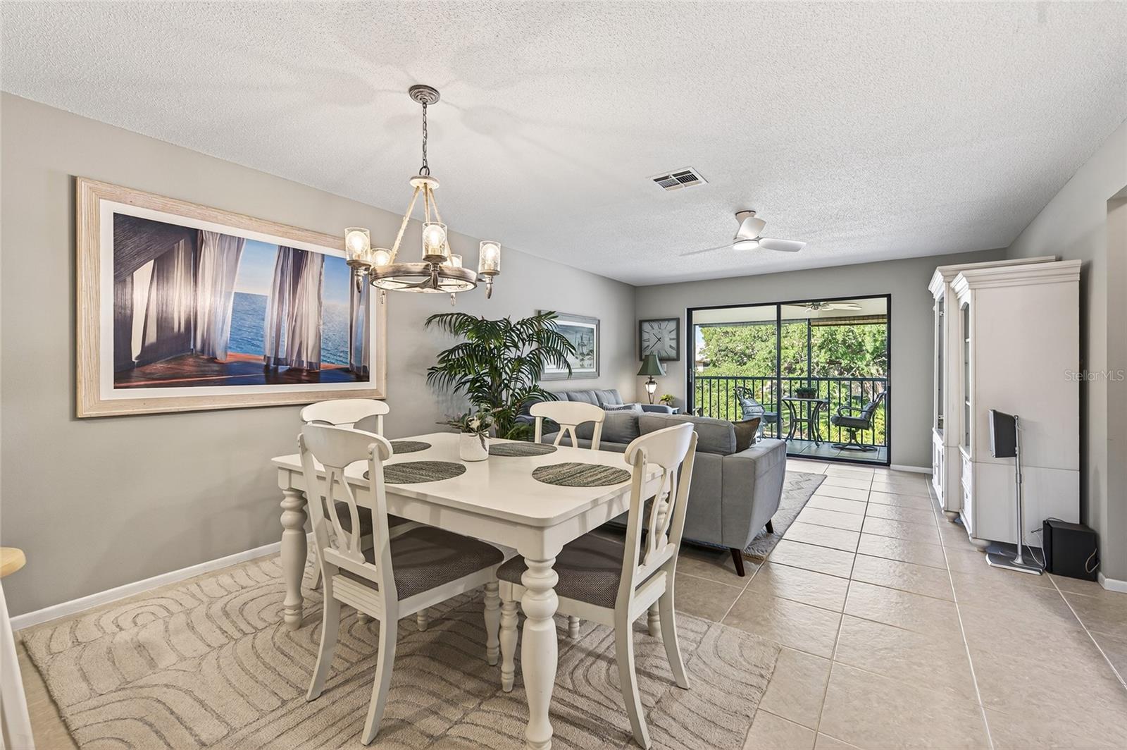 MISSION LAKES - Residential