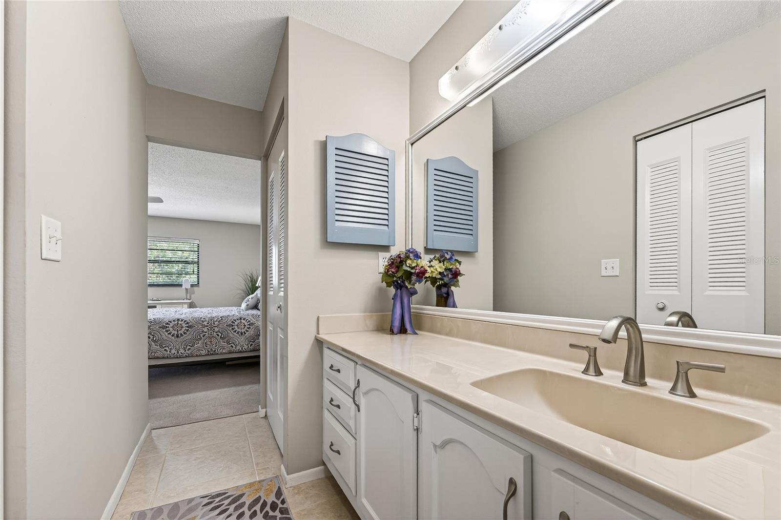 MISSION LAKES - Residential