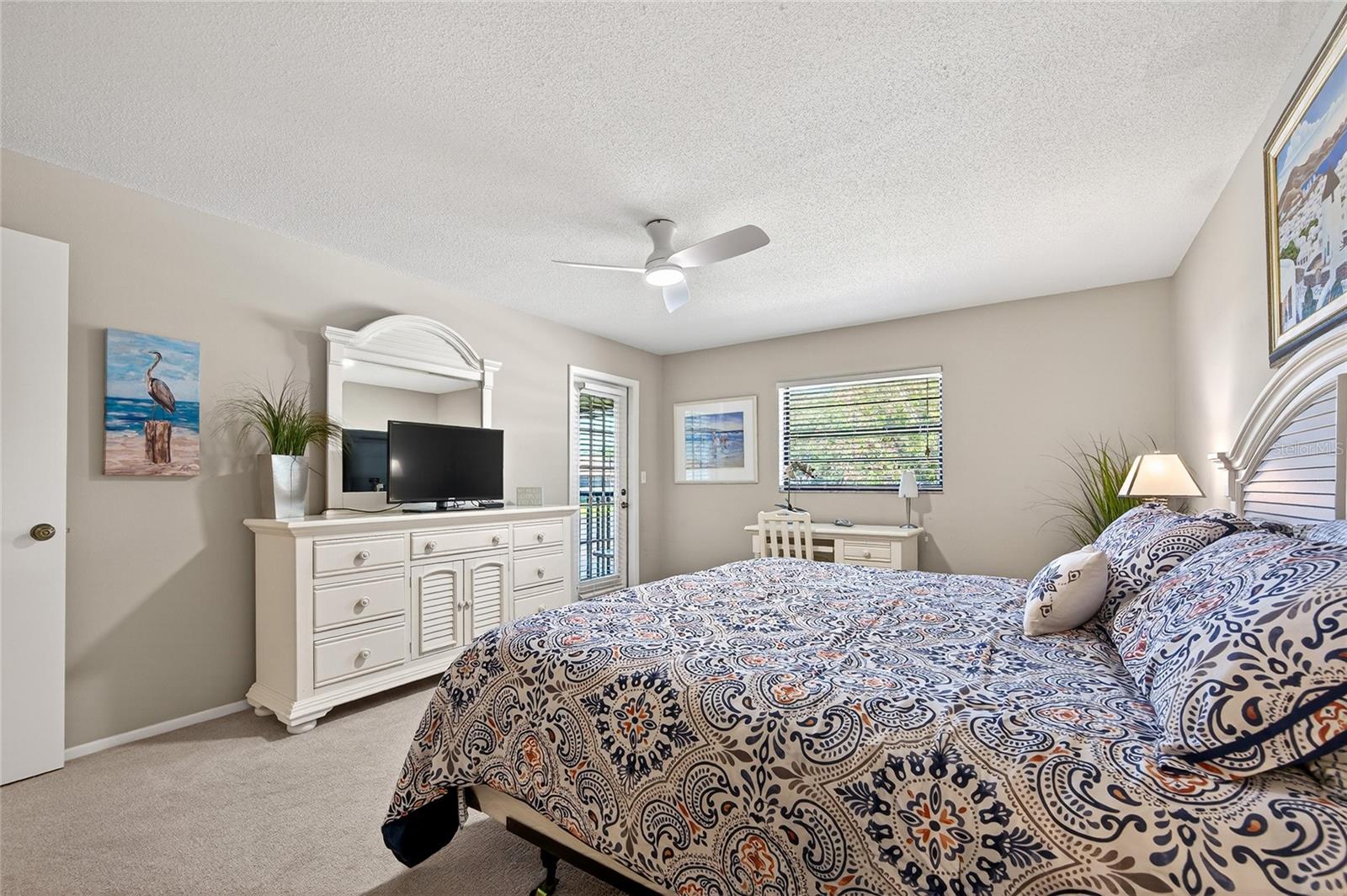MISSION LAKES - Residential