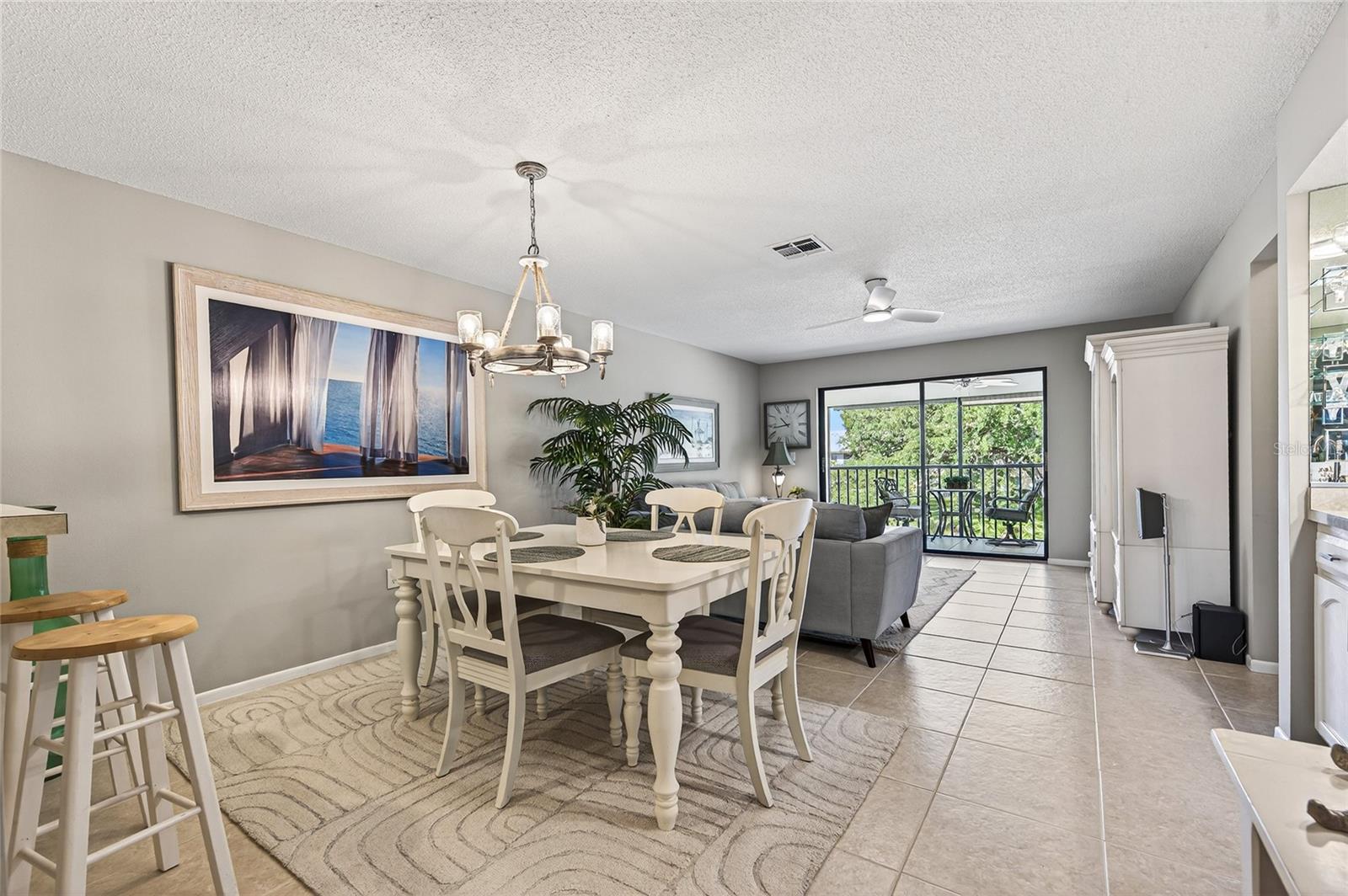 MISSION LAKES - Residential
