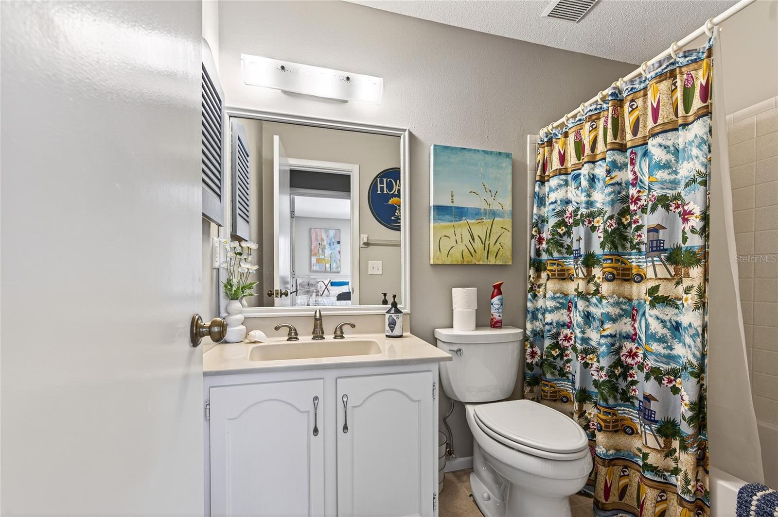 MISSION LAKES - Residential