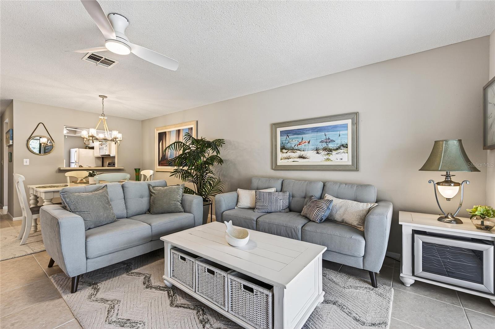 MISSION LAKES - Residential