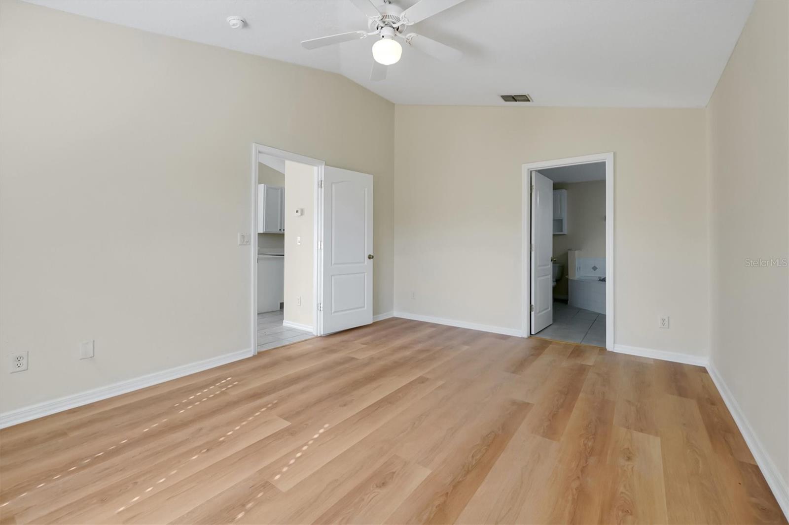 ORANGE COVE - Residential