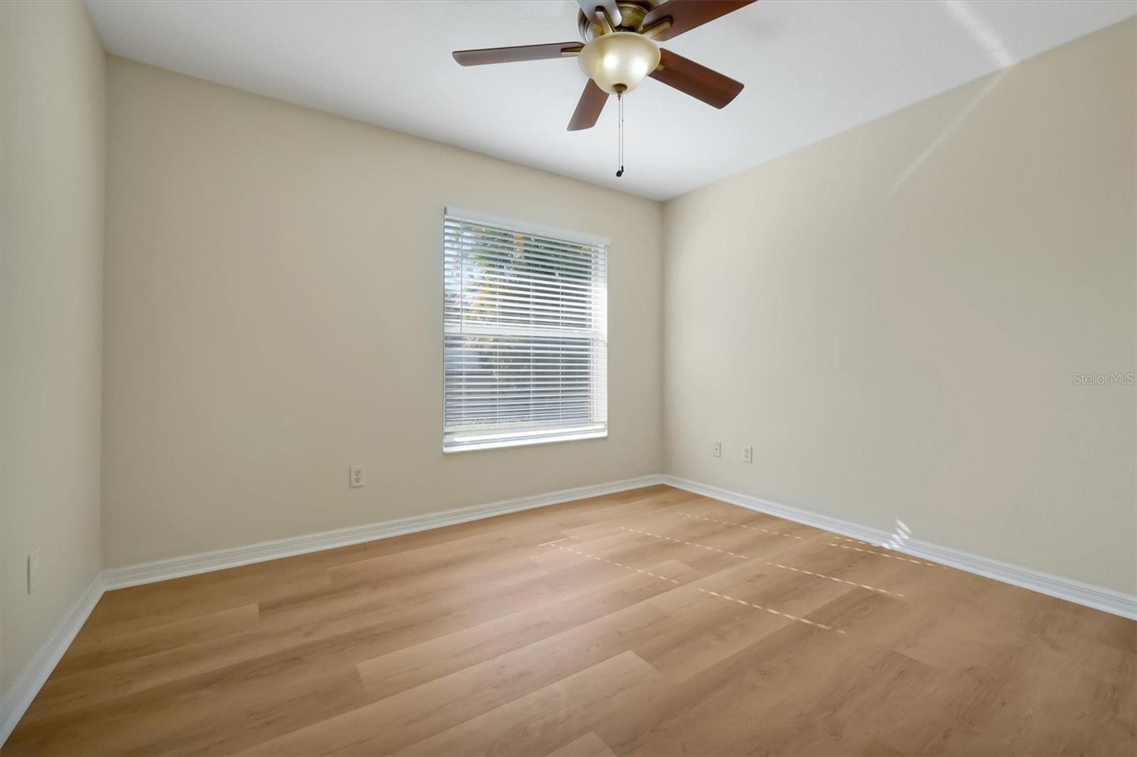 ORANGE COVE - Residential