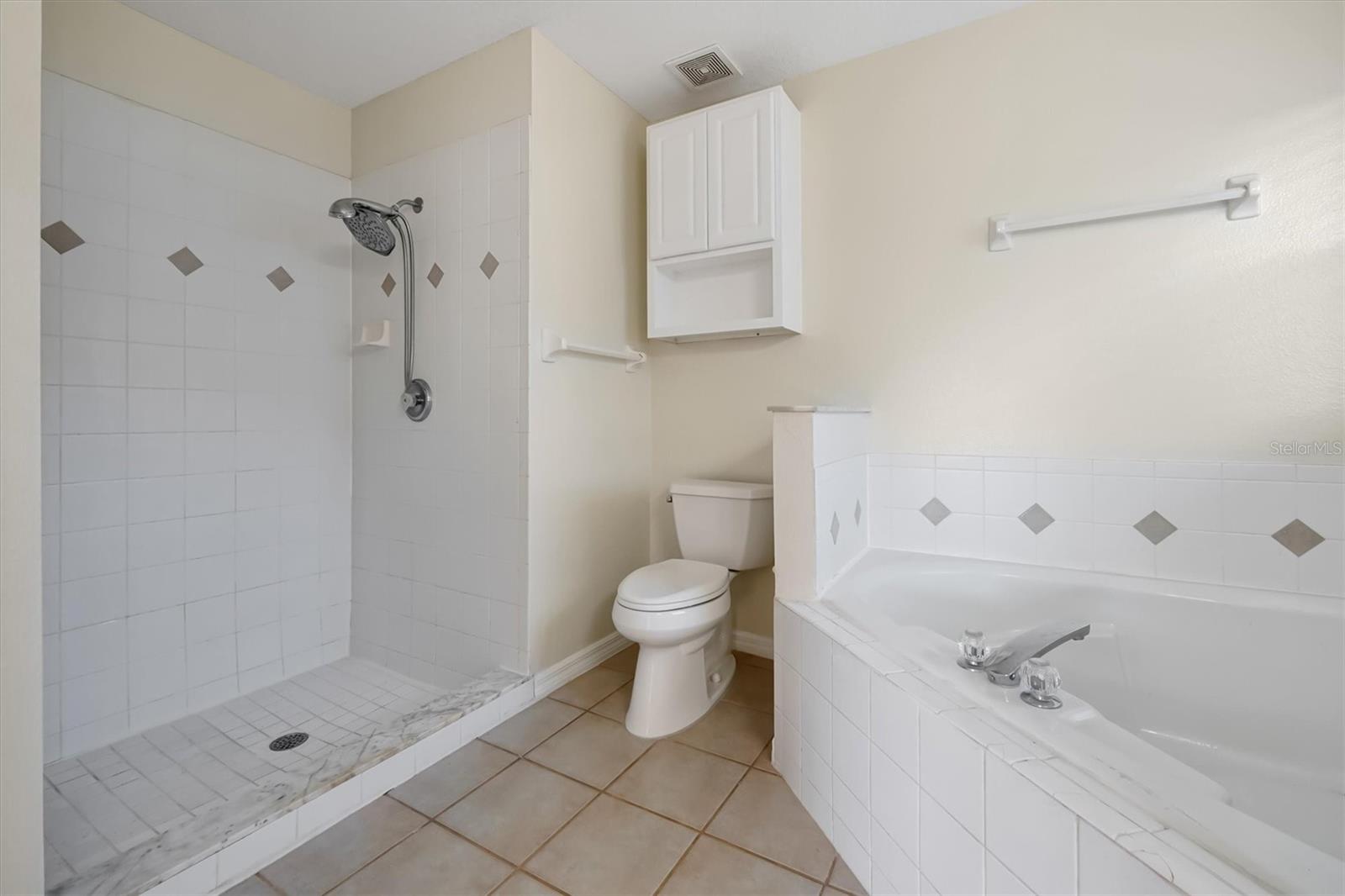 ORANGE COVE - Residential