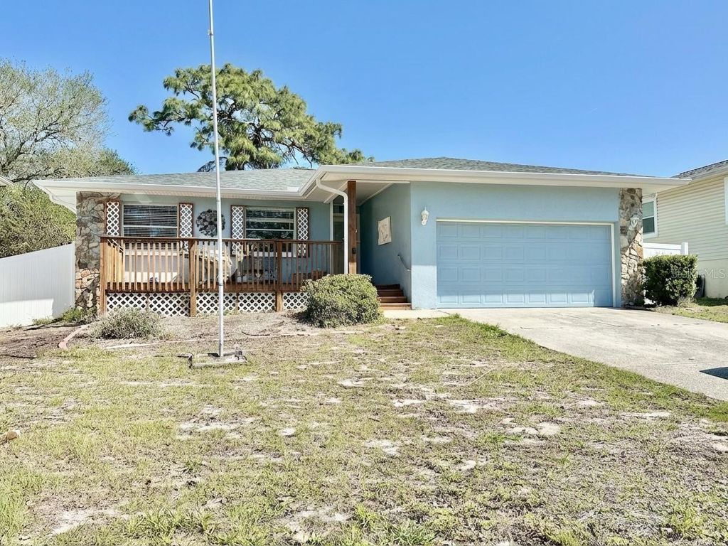 Photo of 106 Sunrise Drive, Palm Harbor, FL 34683 (MLS # OM722096)
