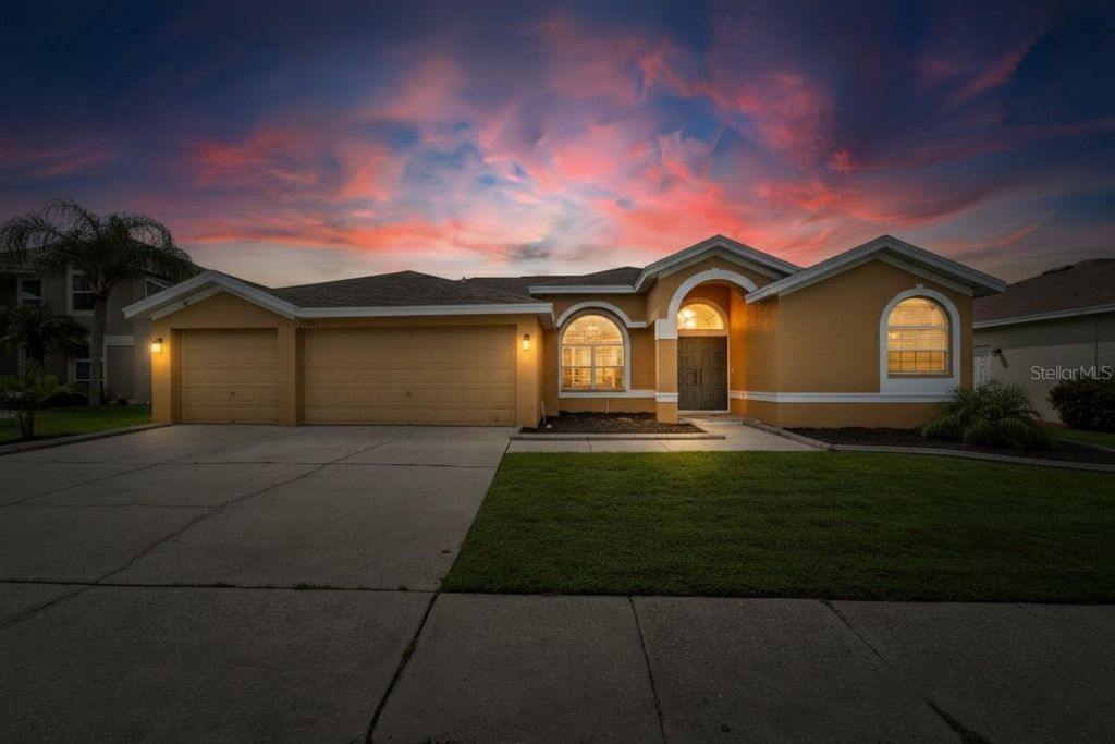 Photo of 13021 Prestwick Drive, Riverview, FL 33579 (MLS # TB8426347)
