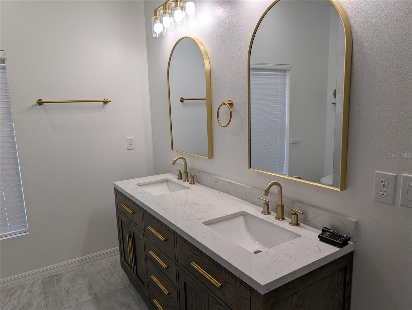 ROOKS RD - Residential