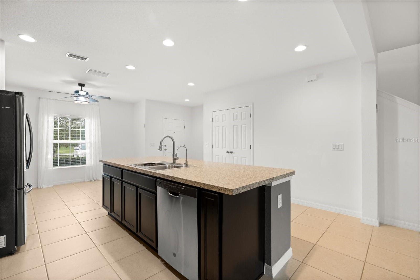 WILLIAMS PRESERVE PH II-A - Residential Lease