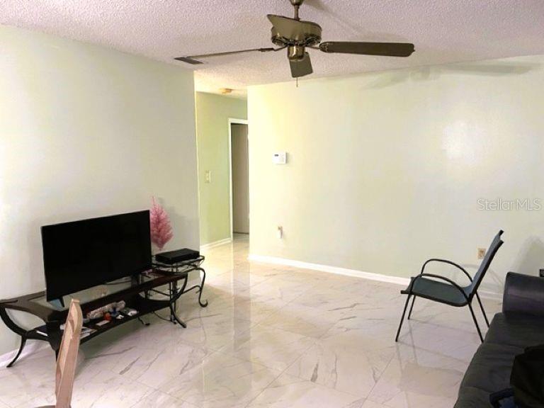 MARION OAKS UN 2 - Residential