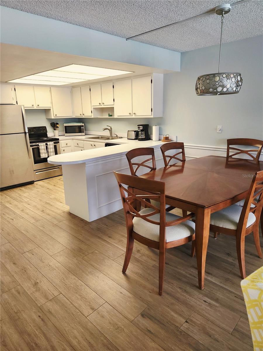 SAND PEBBLES - Residential