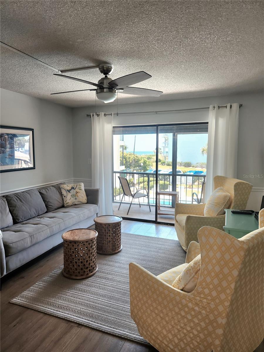 SAND PEBBLES - Residential