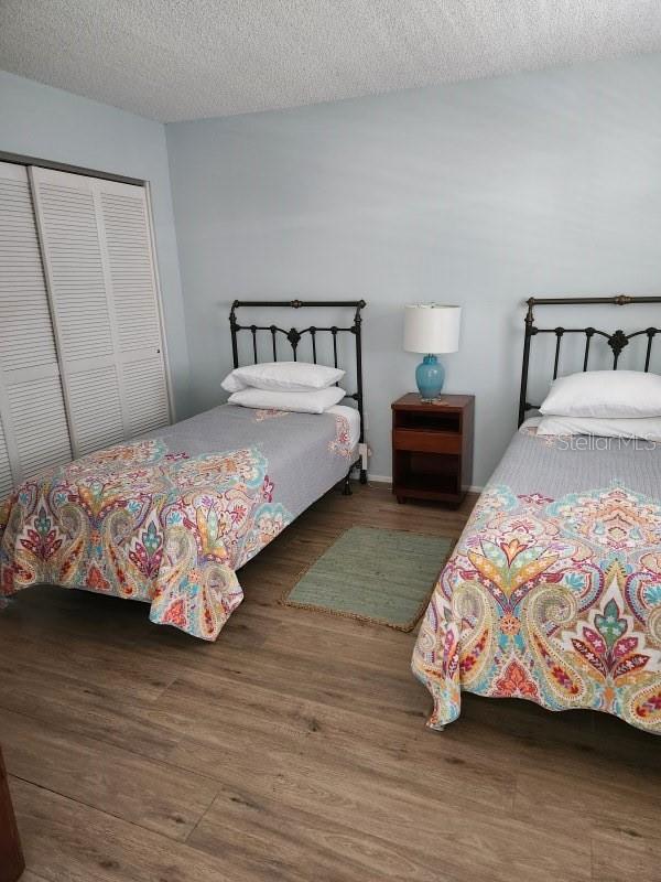 SAND PEBBLES - Residential