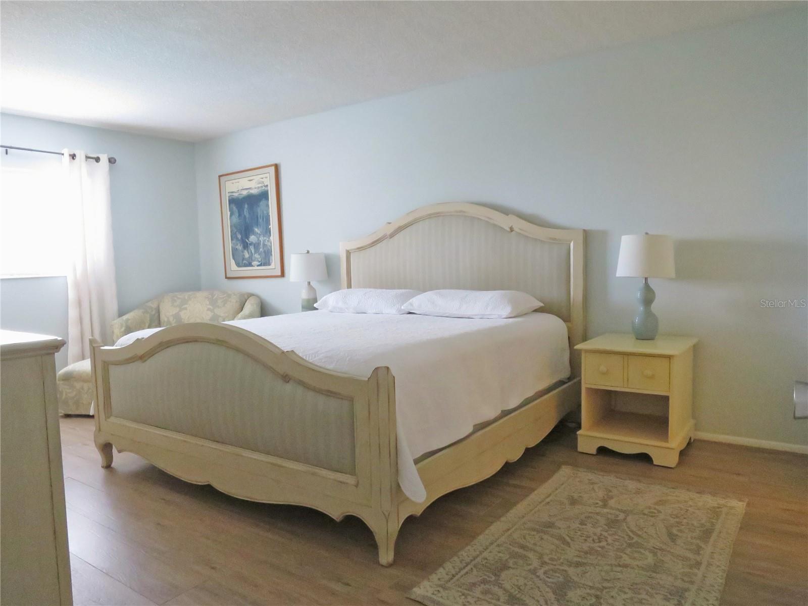 SAND PEBBLES - Residential