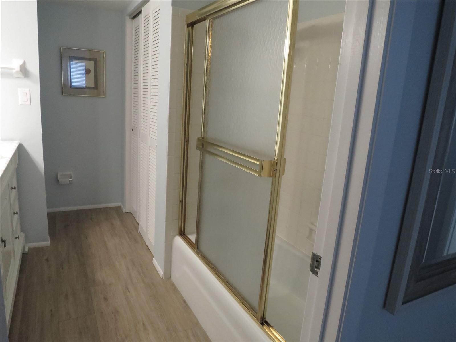 SAND PEBBLES - Residential