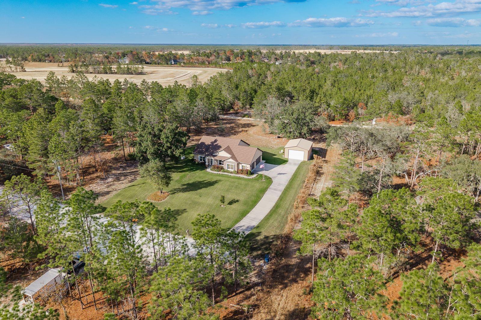 LONDON TERRACE - Residential