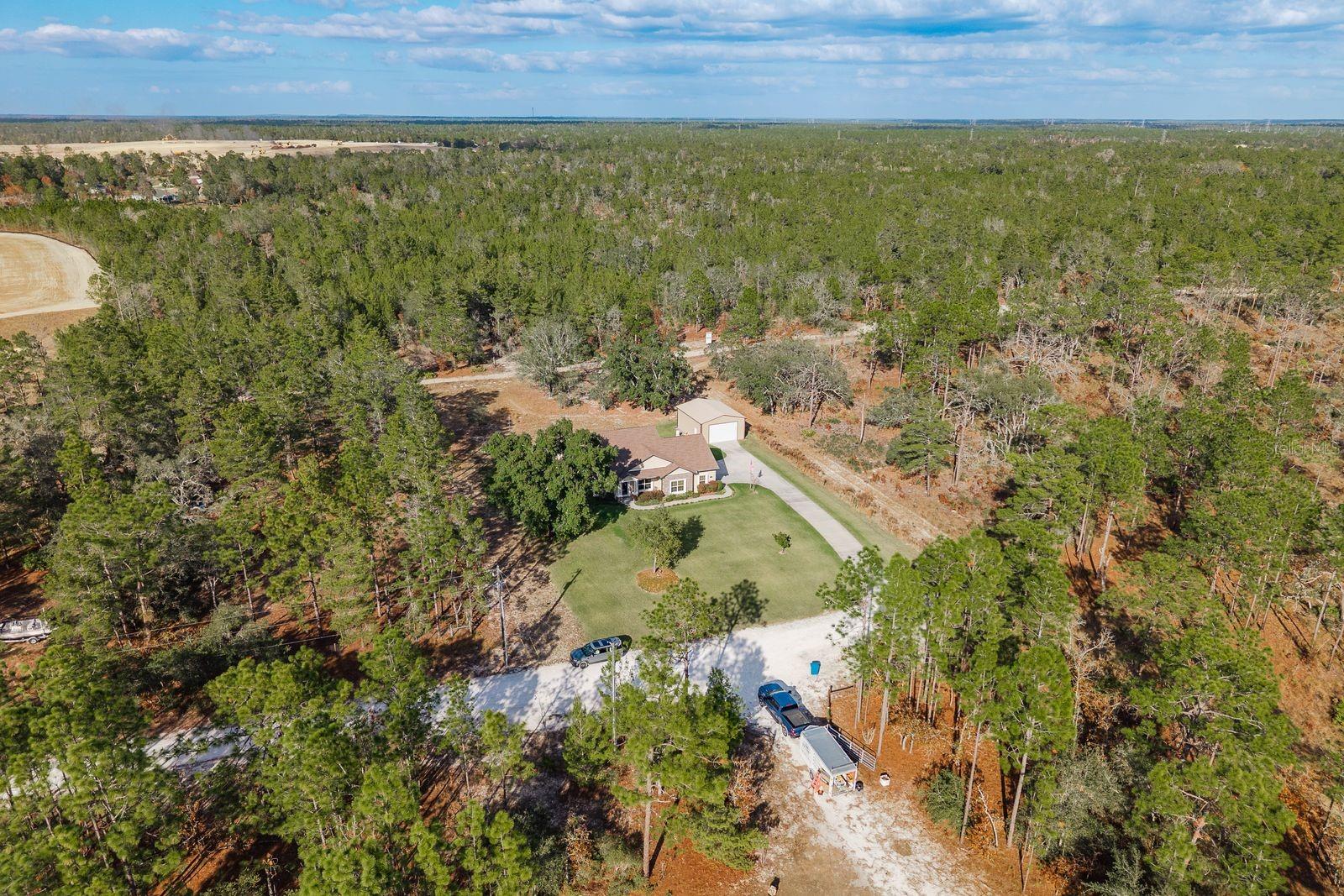 LONDON TERRACE - Residential