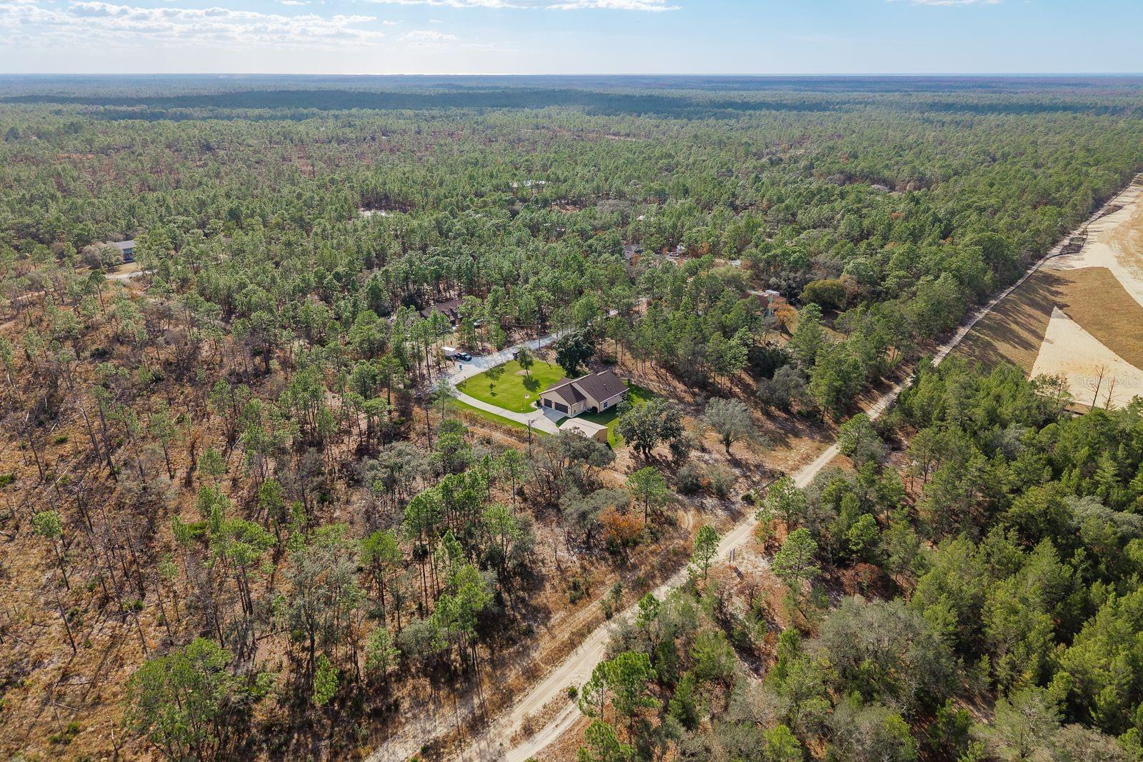 LONDON TERRACE - Residential