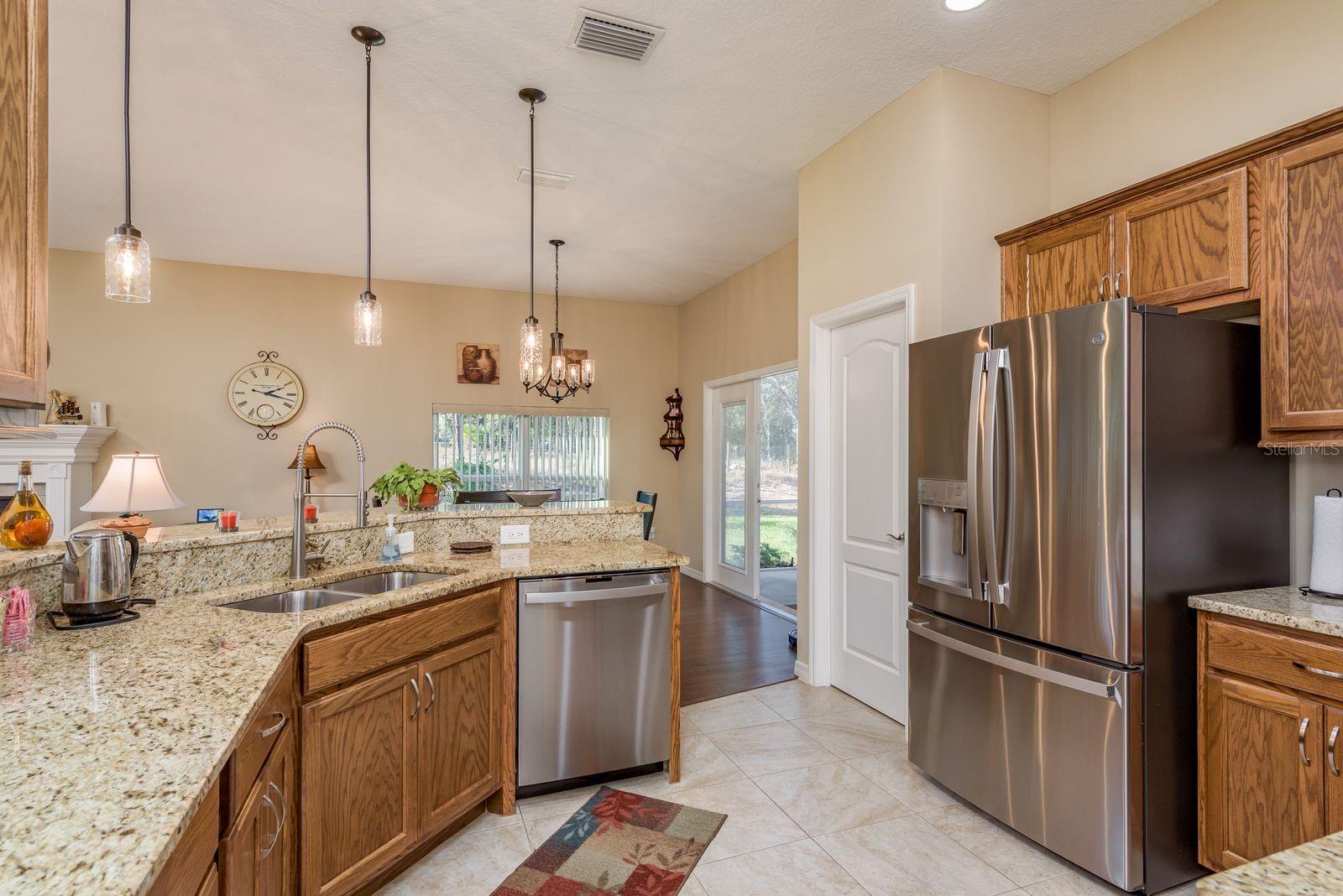 LONDON TERRACE - Residential