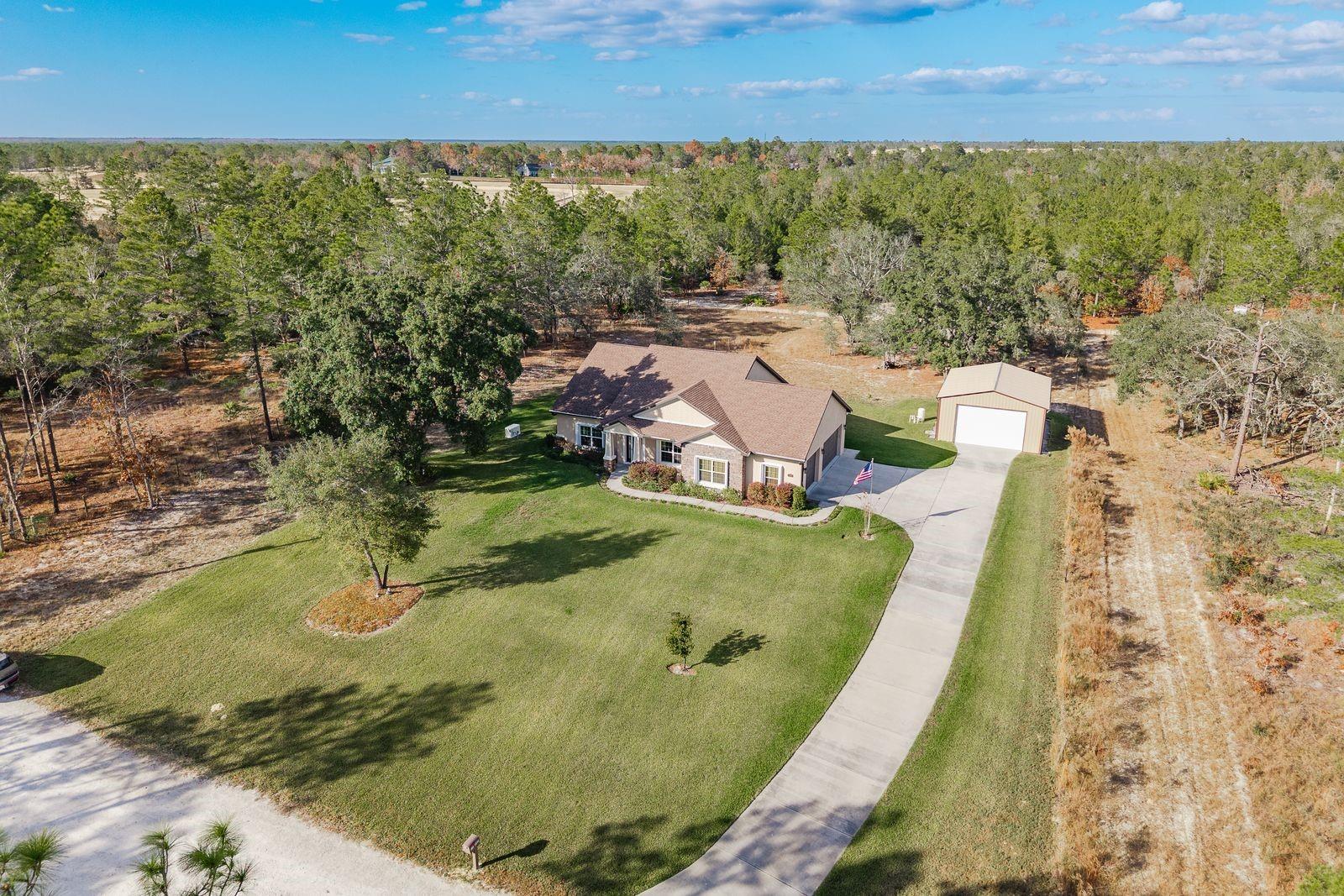 LONDON TERRACE - Residential