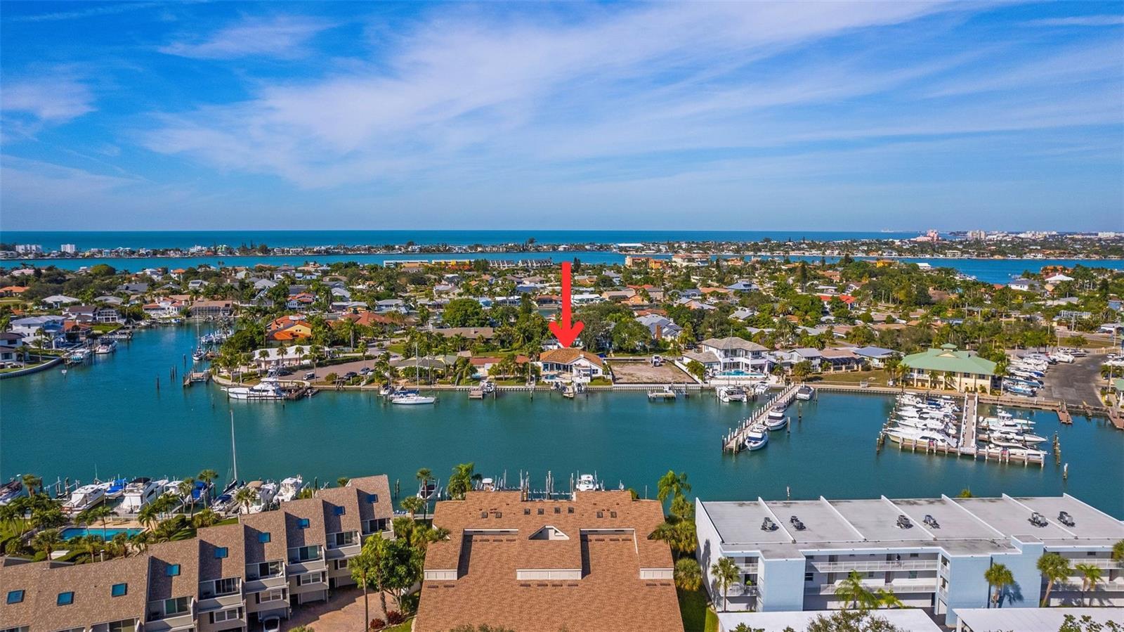 TIERRA VERDE - Residential