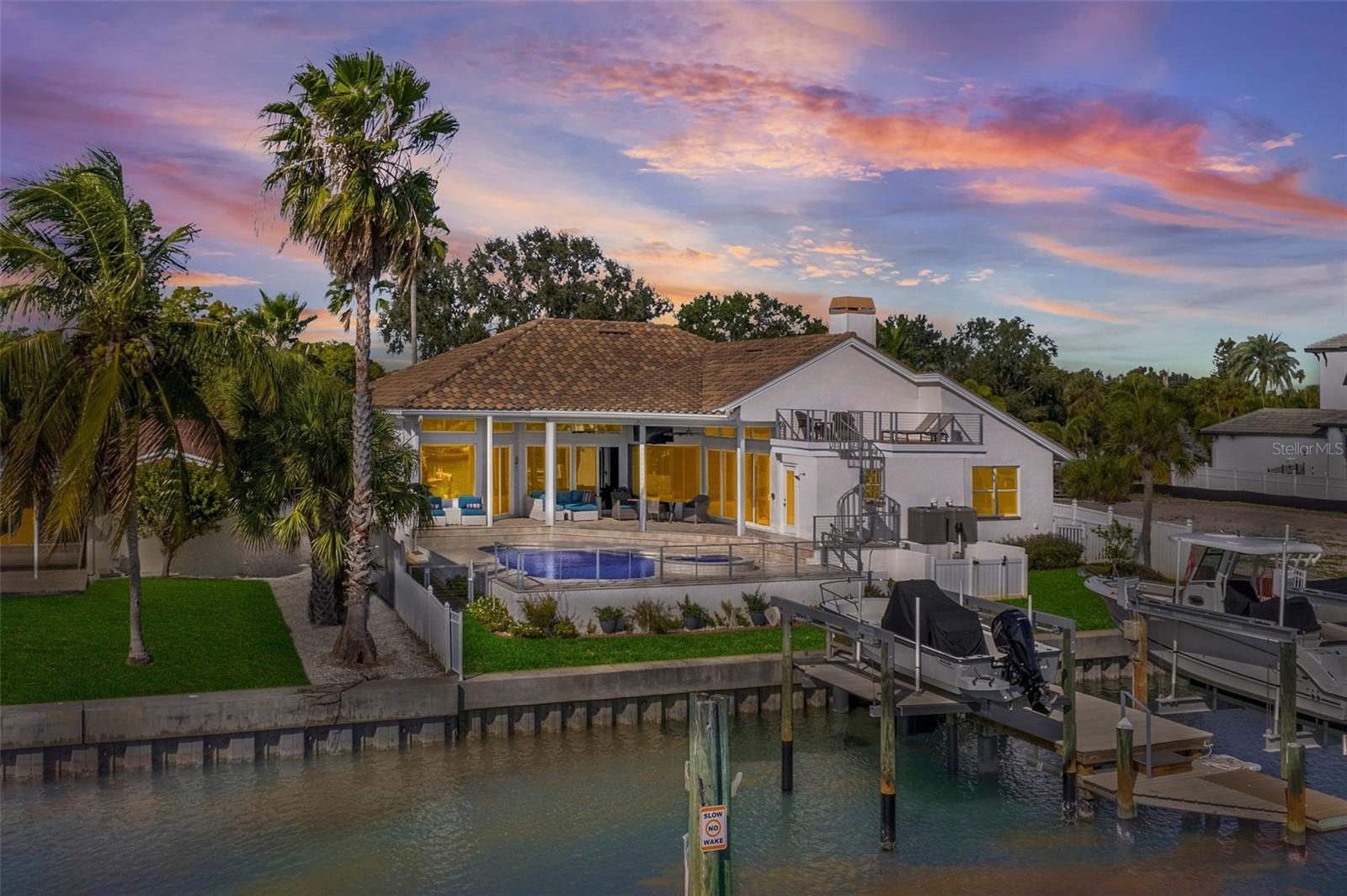 TIERRA VERDE - Residential