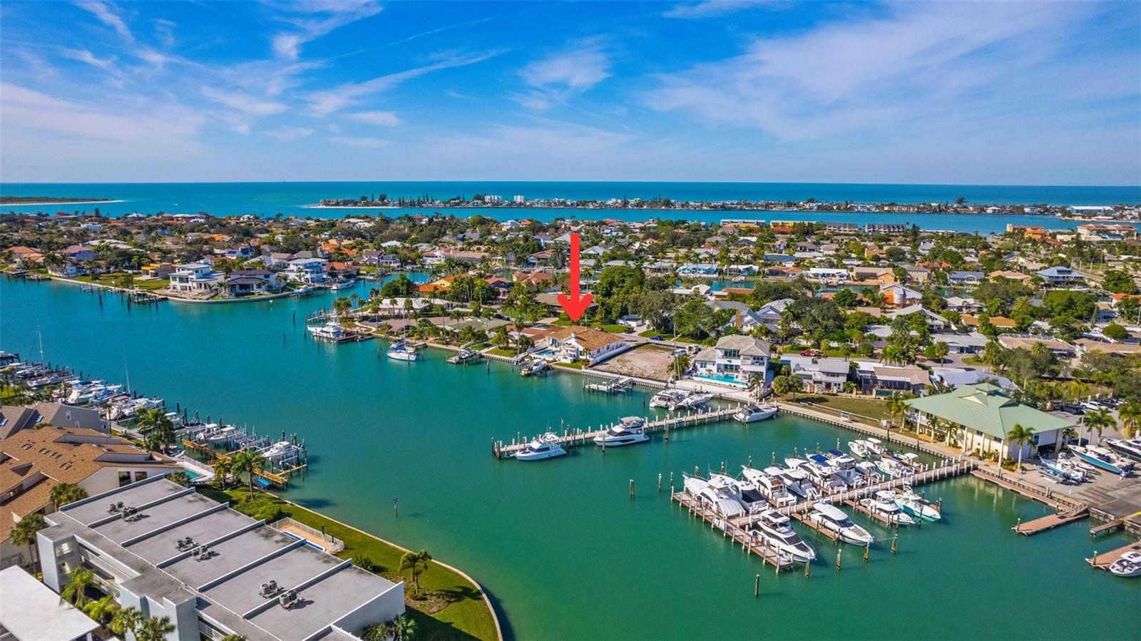 TIERRA VERDE - Residential