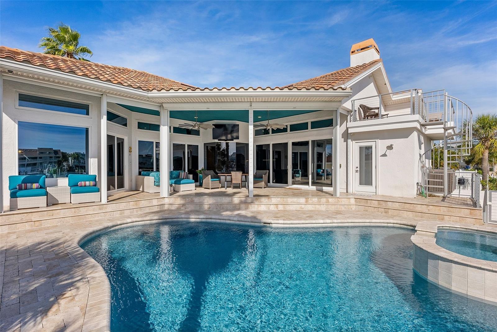 TIERRA VERDE - Residential