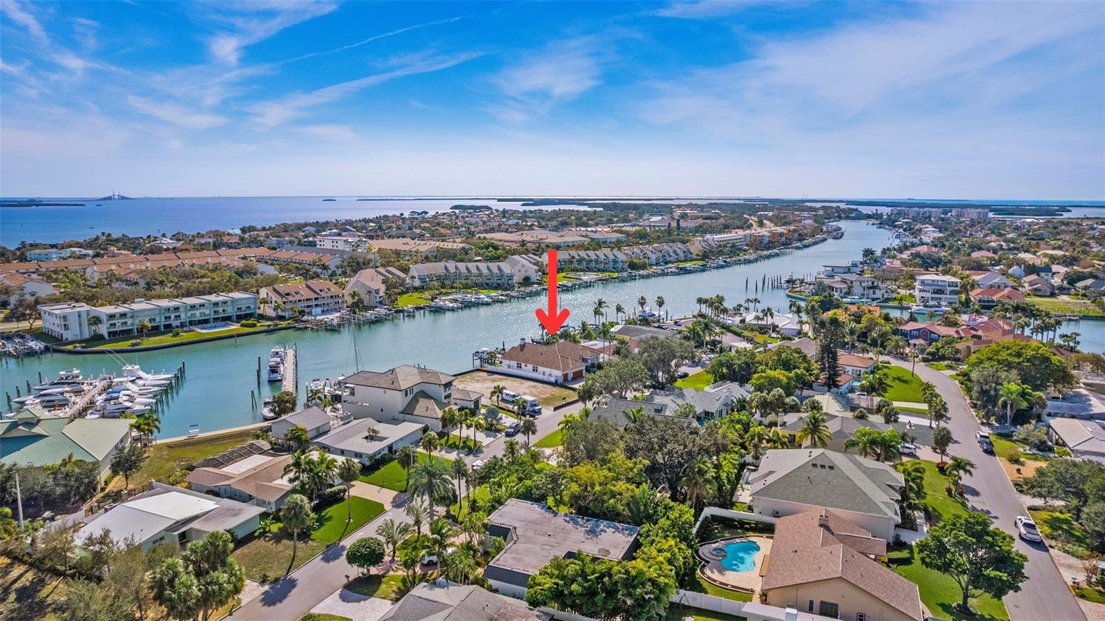 TIERRA VERDE - Residential