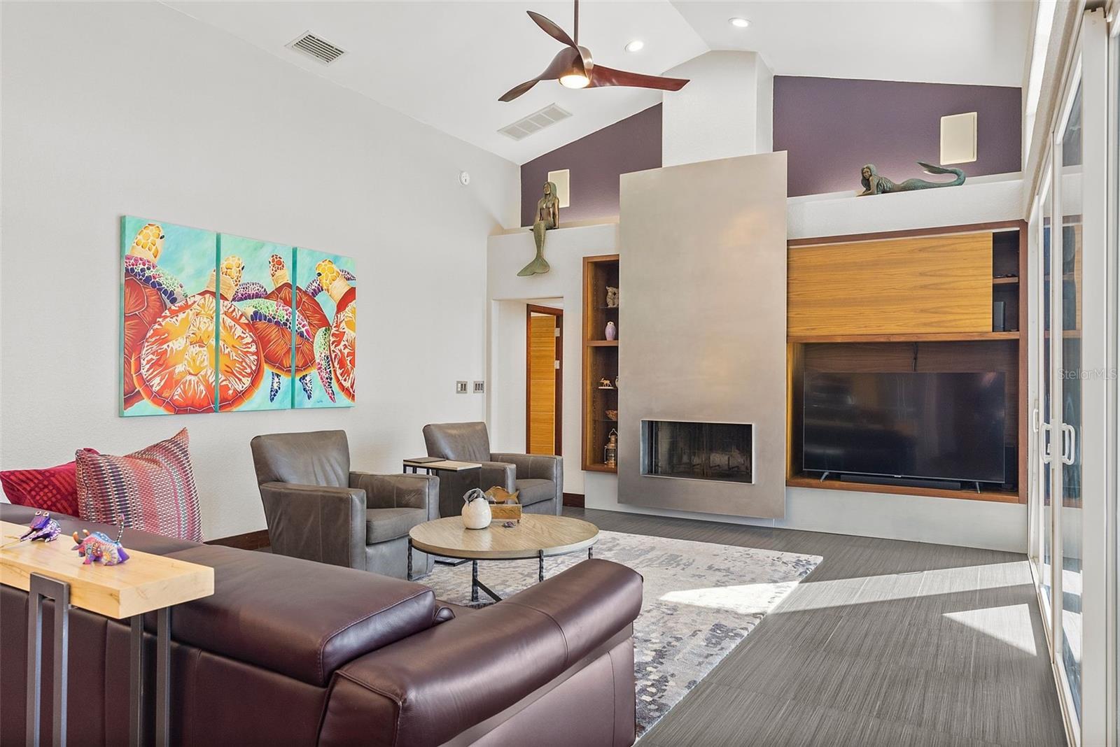 TIERRA VERDE - Residential