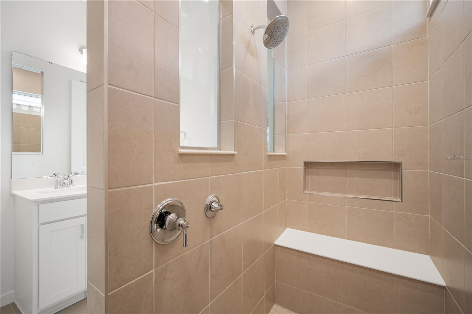 SPENCER GLEN - Residential Lease