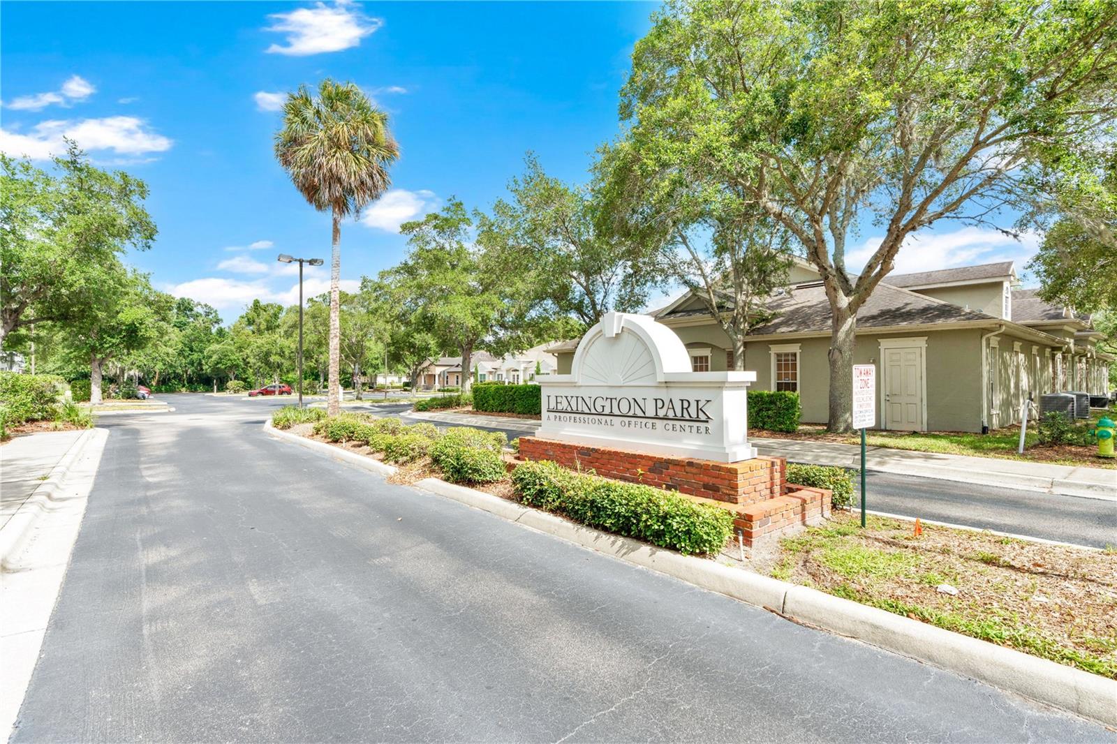 1300 LEXINGTON GREEN LANE