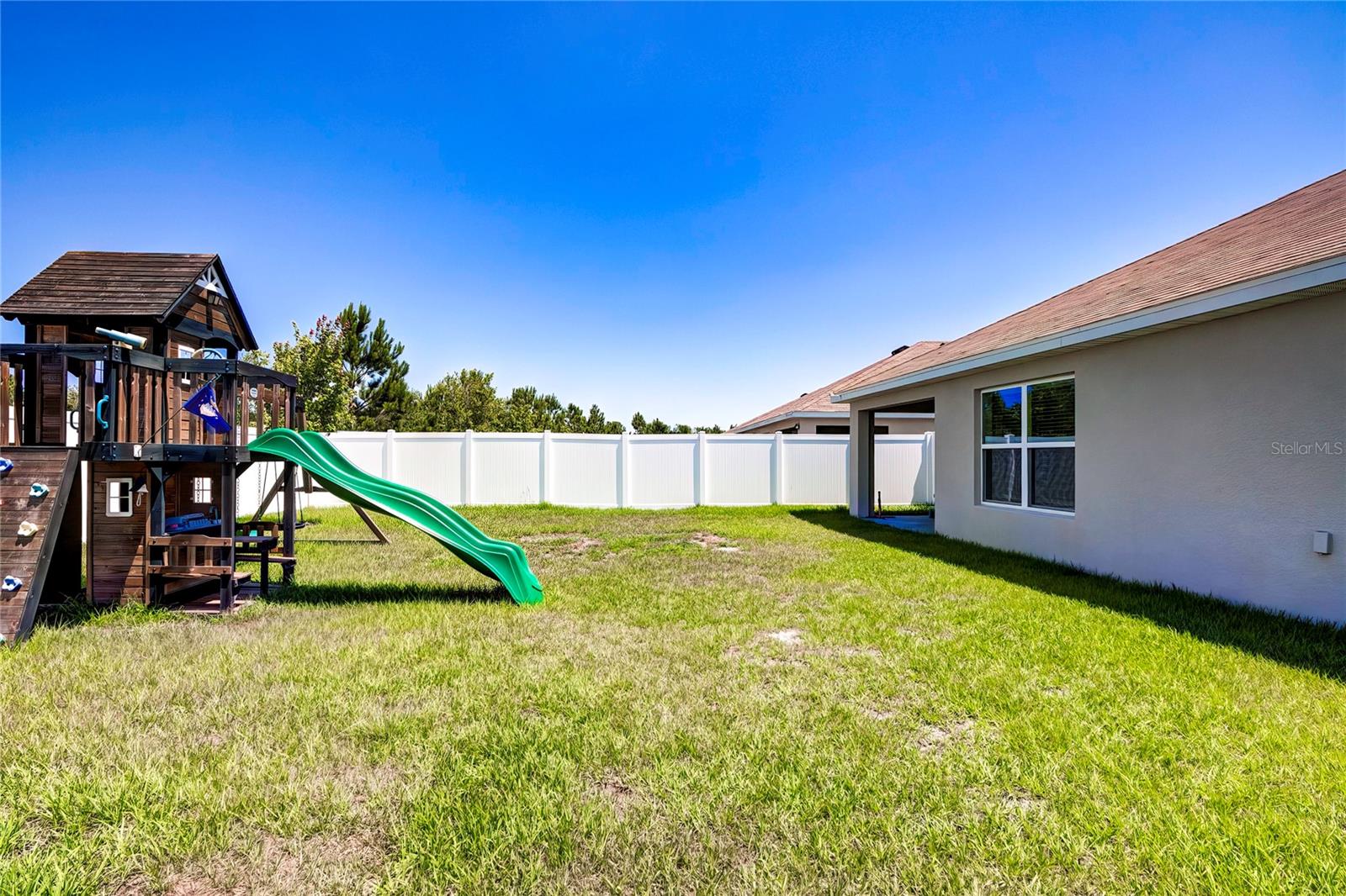 4111 AUTUMN AMBER DRIVE