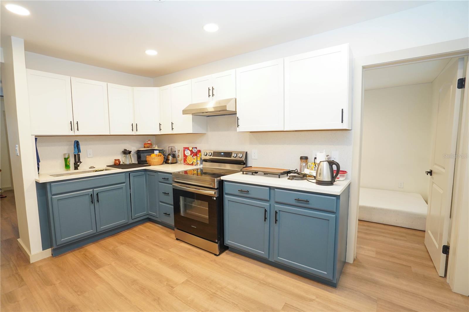 ROYAL POINCIANA - Residential Lease